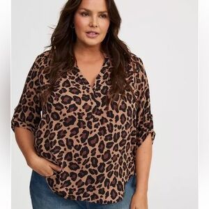Torrid Harper Leopard Print Georgette V-Neck size 0 (L 12) NWT